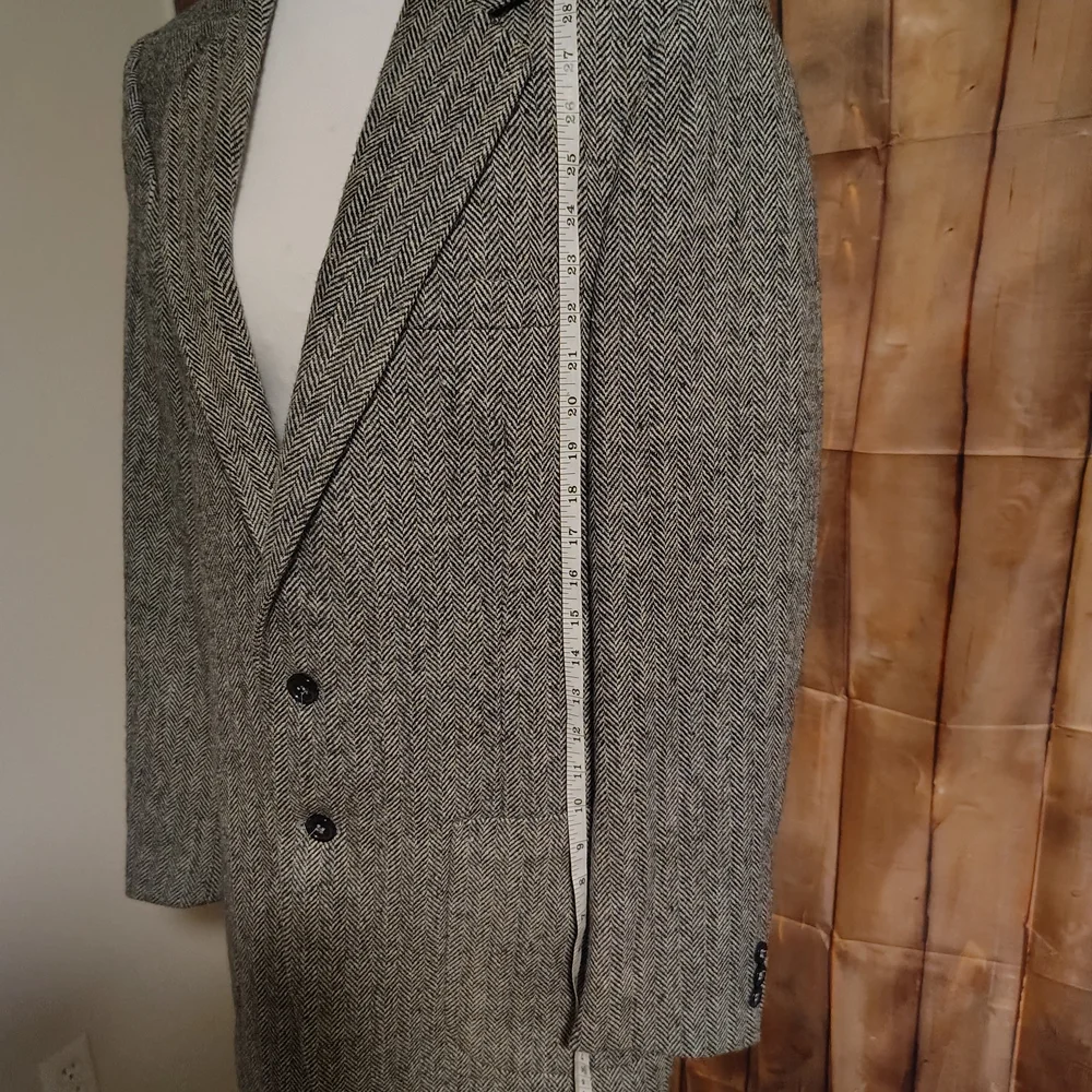 Classic Gray Tweed Blazer - Picture 9 of 14